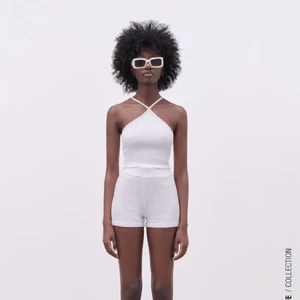 Zara linne - Nyskick. Passar xs-l då det är super stretchigt.