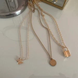 Halsband  - Tre halsband som inte har kommit till använding. 15kr/st eller 40kr för alla🌼