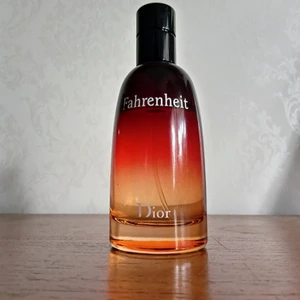 Dior Fahrenheit Edt 50ml - Säljer en i princip ny Dior Fahrenheit. Ca 70 procent kvar.  200kr