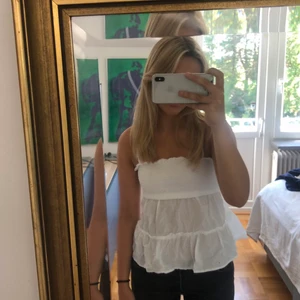 Superfin topp - Skitsnygg topp!! Endast använd 1-2 gånger och är helt i nyskick, kan mötas upp i Malmö men fraktar också. Pm för mer info eller bilder 💗💗