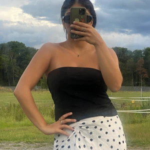 Tubtopp svart - Tubtopp, No shoulders Skick: 4/5 