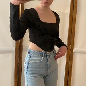 Fin fest topp - Betala bara för frakt. Väger om du är intresserad