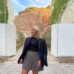 Kjol - Fin kjol från Zara🖤 Passar S-L! 120 kr