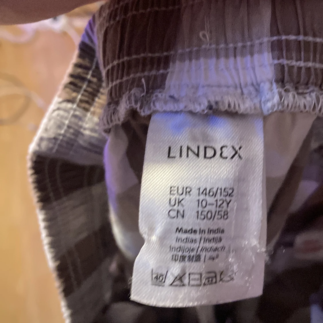  Använder man en gånger men de är tvättade och om man köper dem kan jag stryka dem innan  - 90