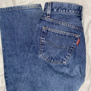 vintage crocker jeans straight leg - köpte dessa supersnygga jeans här på plick men de var för små för mig :( perfekt rak modell med långa ben! 