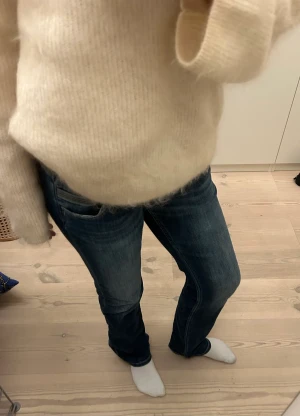 Pepe Jeans Venus Lågmidjade  - Säljer dessa ursnygga Lågmidjade jeans Venus ifrån Pepe Jeans. Köpte för 999 kr men säljer för 599 kr men kan diskutera pris  ❤️