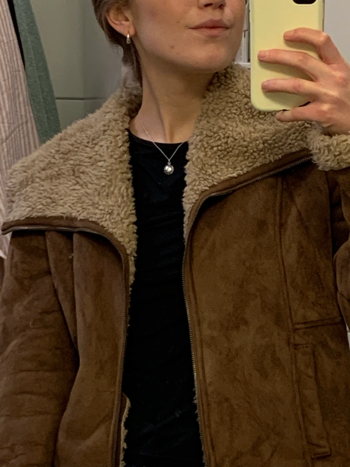 Vinter- och vårjacka i mocka med snygg krage - 90