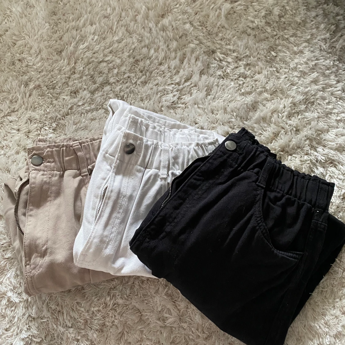 JÄTTE sköna byxor från H&M - 90