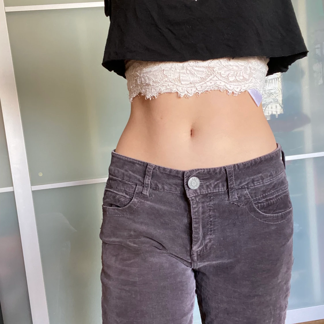 Lågmidjade manchesterbyxor