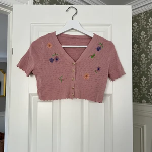 Gullig topp - Gullig rosa topp från SHEIN, aldrig använd.