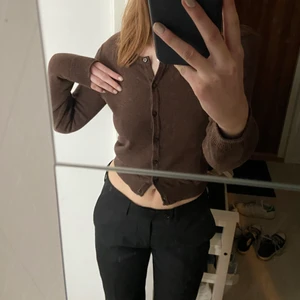 Brun kofta  - Jättefin brun kofta från h&m