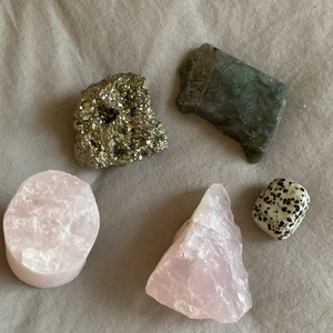 INTRESSEKOLL - Vill bara kolla vad ni kan betala för dessa? Alla är ganska stora och 110% äkta😻👍🏻 kommentera vad ni kan betala för alla