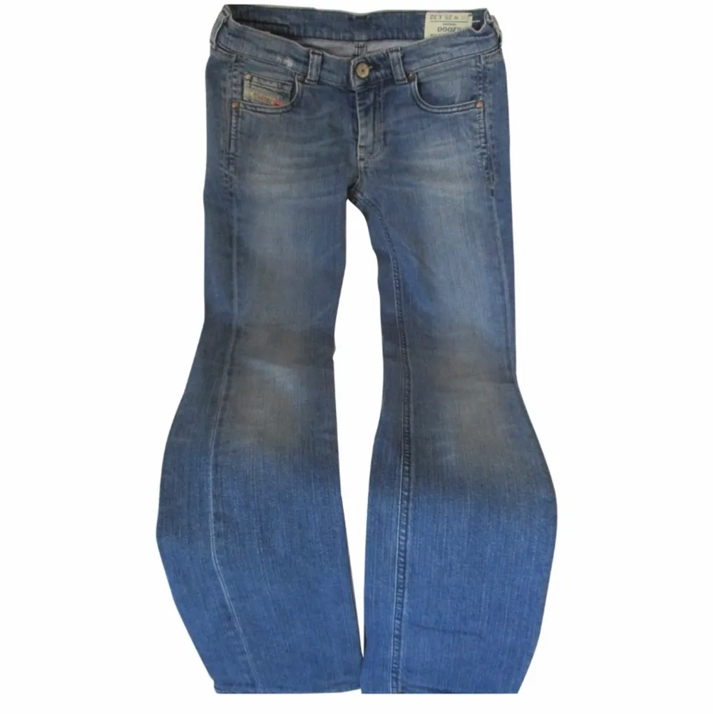 Diesel jeans st 25 Så fina verkligen och passar till allt. Skriv privat för fler bilder❤️. Jeans & Byxor.