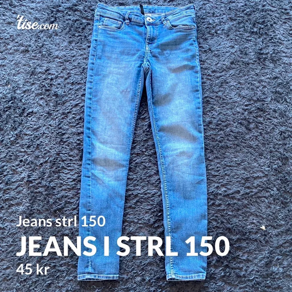 Jeans från H&M DEVIDED i strl 150. Jeans & Byxor.