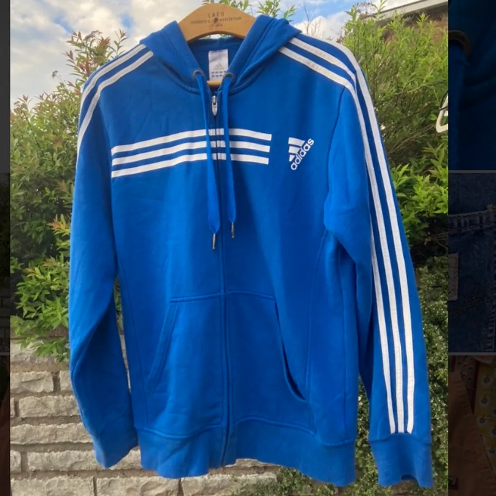 Träningsjacka/huvtröja adidas.  Jag har mer kläder. Kolla min profil för samfrakt. . Hoodies.