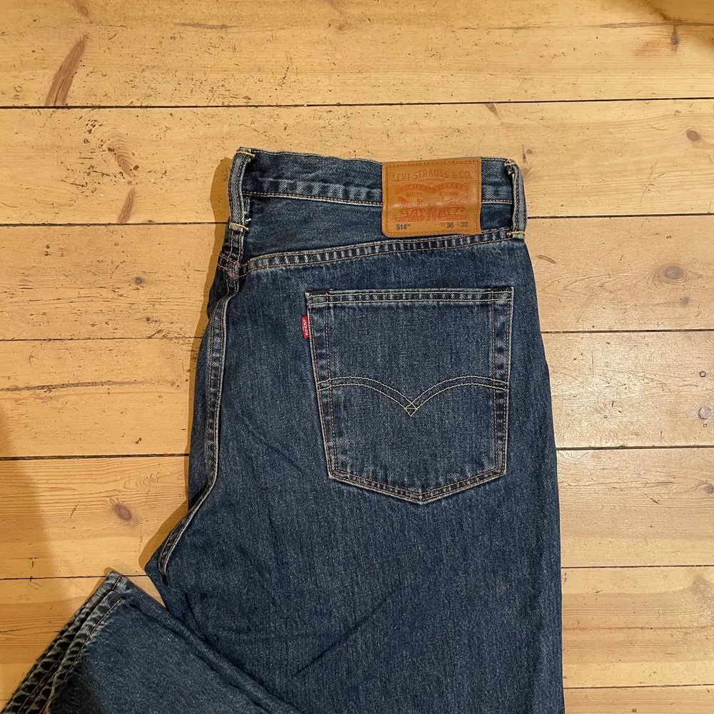 Dark Blue Levi’s Jeans  10/10 Condition  W : 36 L : 32 . Jeans & Byxor.