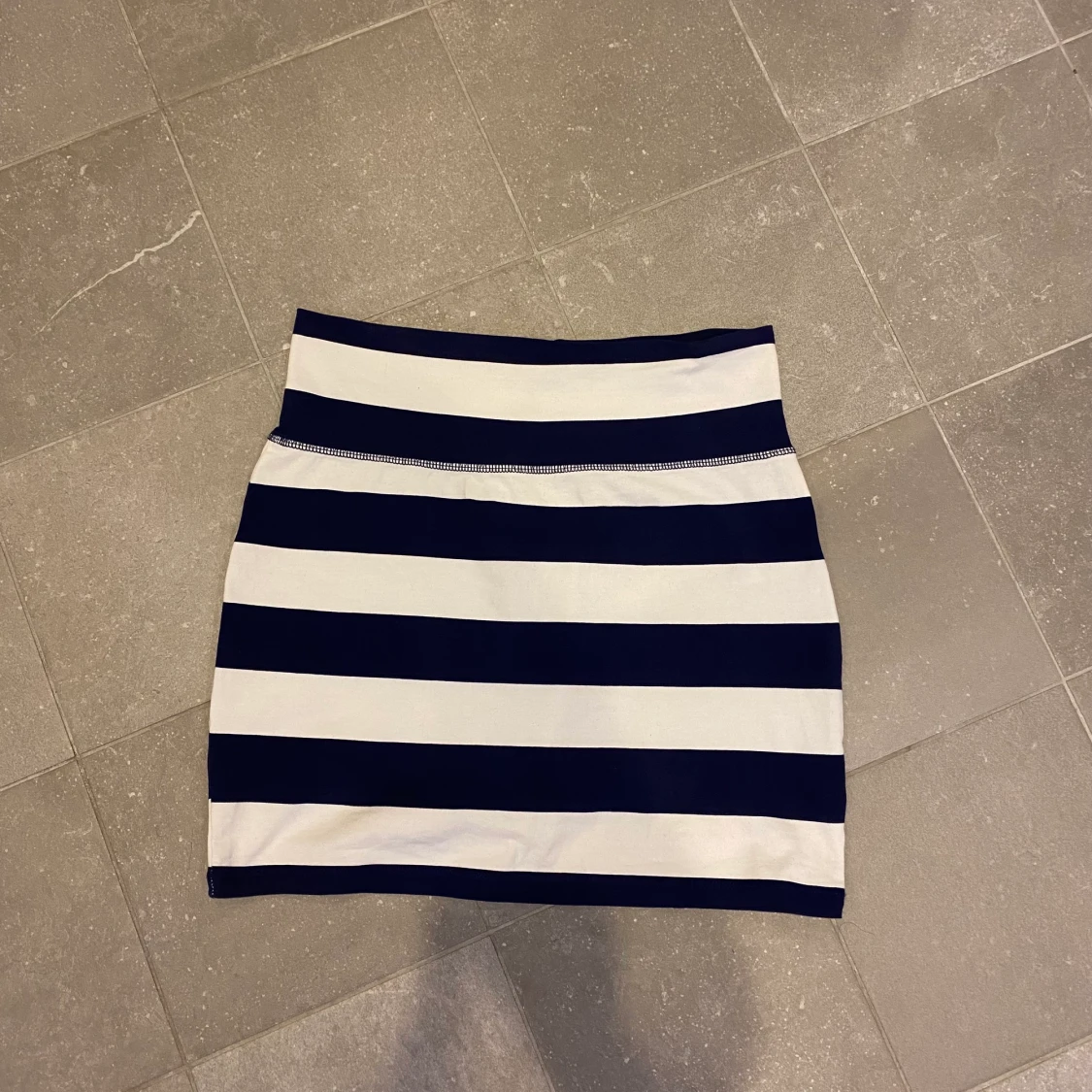 Supersöt tubkjol - 91