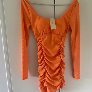 Ny klanning - Strl xs s