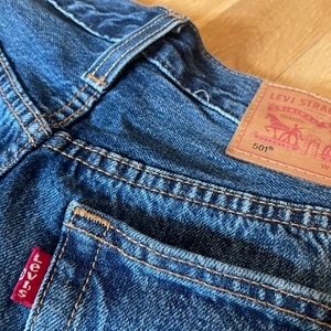 LEVIS Shorts - Aldrig använda Levis shorts. Storlek 24 (XXS, XS) Finns i Linköping, kan frakta men köparen står för frakten :) 