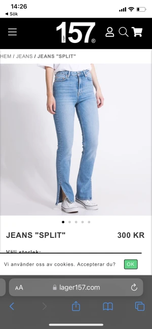  jeans med slits - Helt oanvända jeans ifrån lager 157 med slits, säljer då jag beställde fel storlek och hann inte returnera i tid, nytt skick