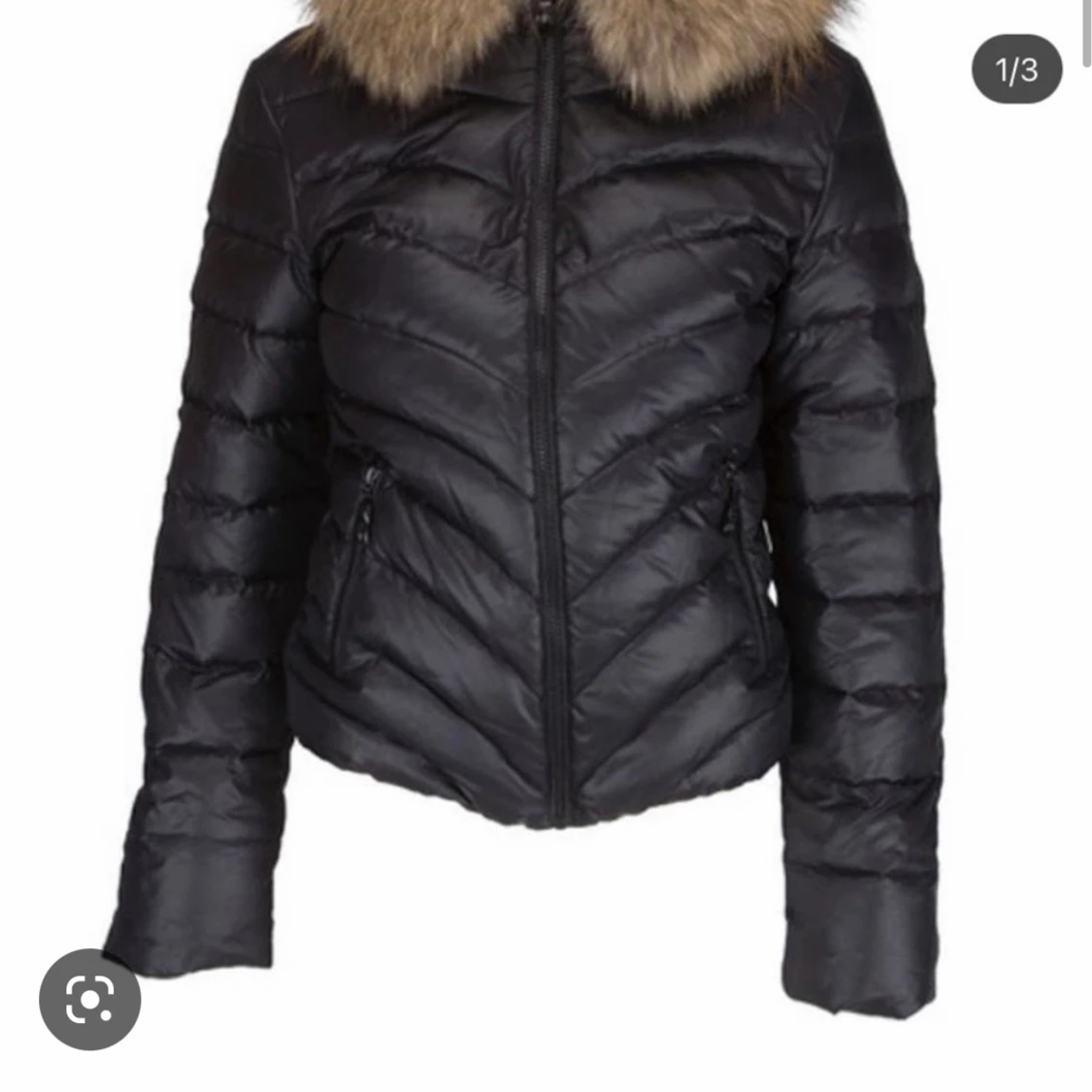 Säljer min chelsa jacka jag köpte för en några månader sen