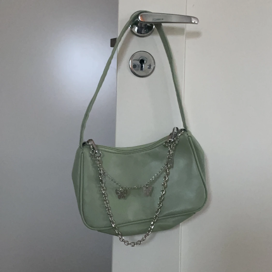 Trendig handväska i pastellgrönt - 91
