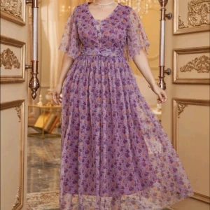 Storlek XL - Använt bara två gånger fortfarande helt ny och den kostar 150kr!