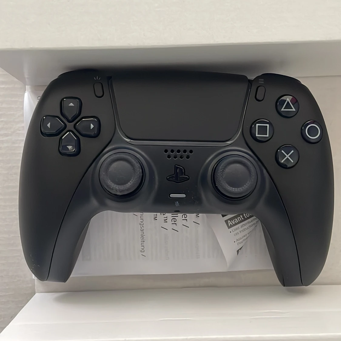Svart ps5 kontoll - 90