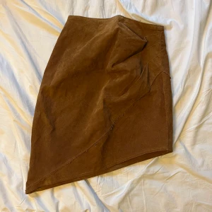 Skin kjol  - Skin kjol m dragkedja! 