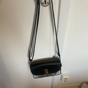 fin väska - en fin väska som har kommit mycket till användning 