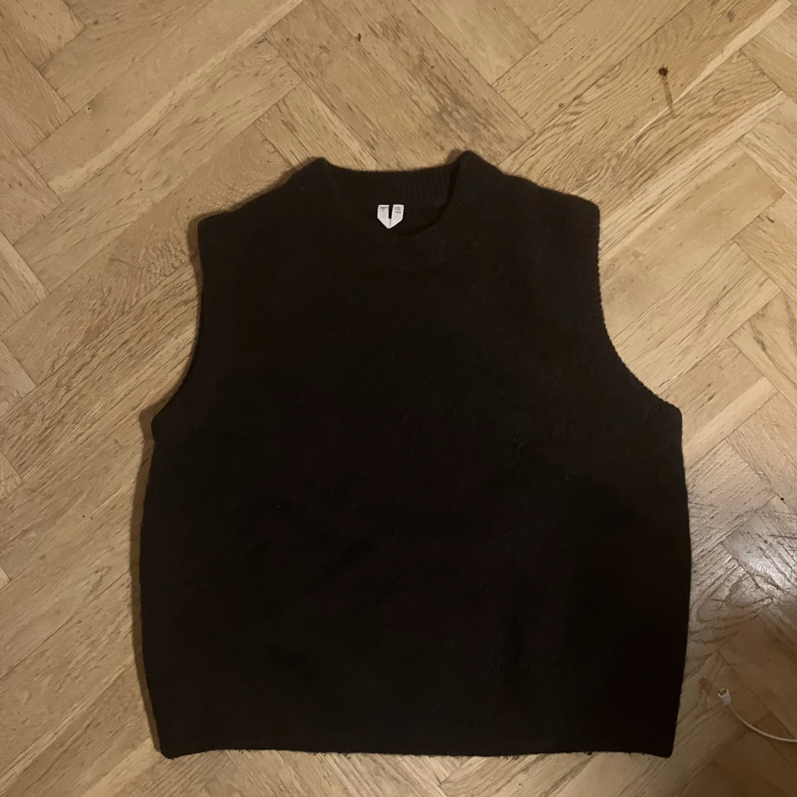 Stickad alpackaväst ARKET - 90