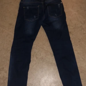 D2 byxor - Relativt ny