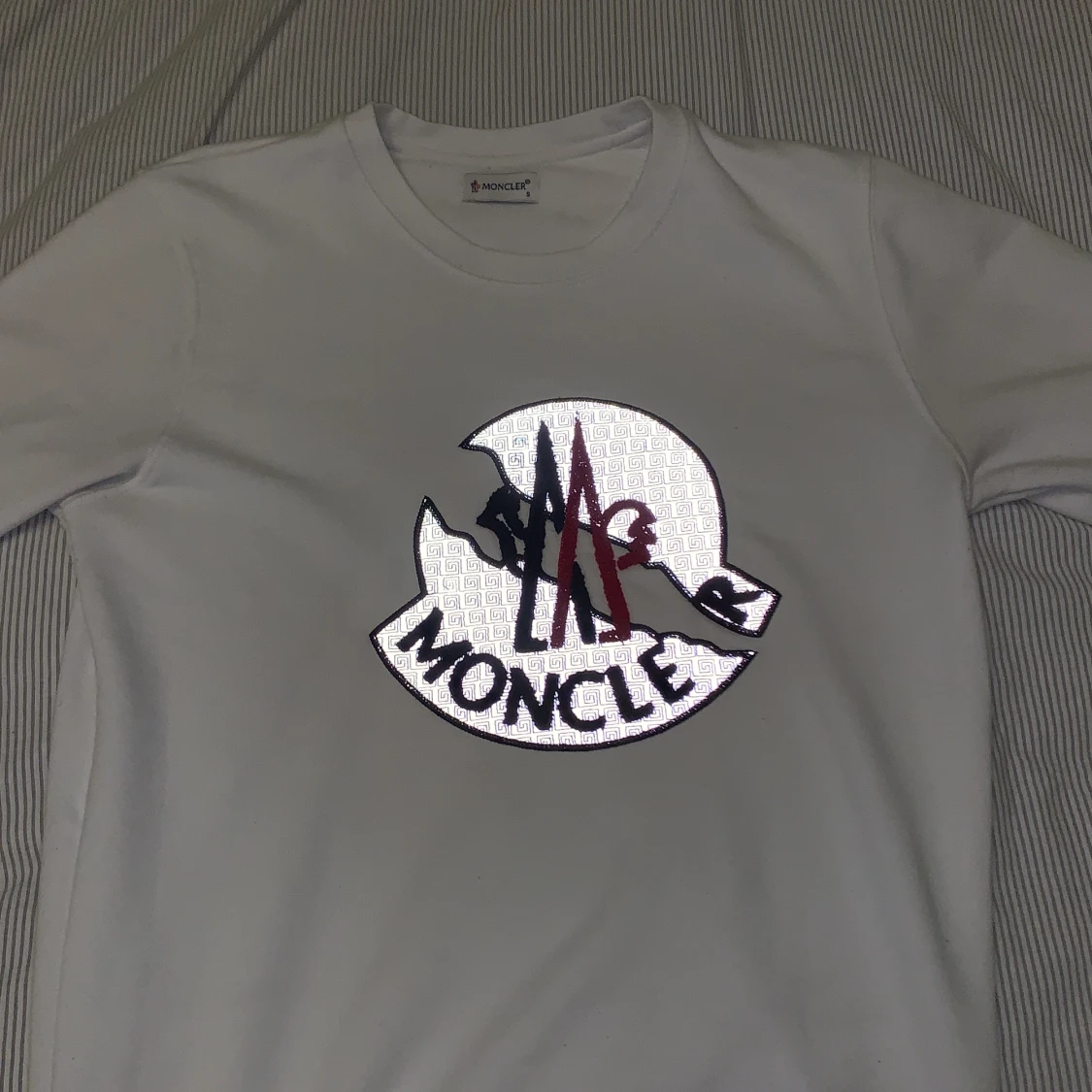 Moncler tröja strl S - 91