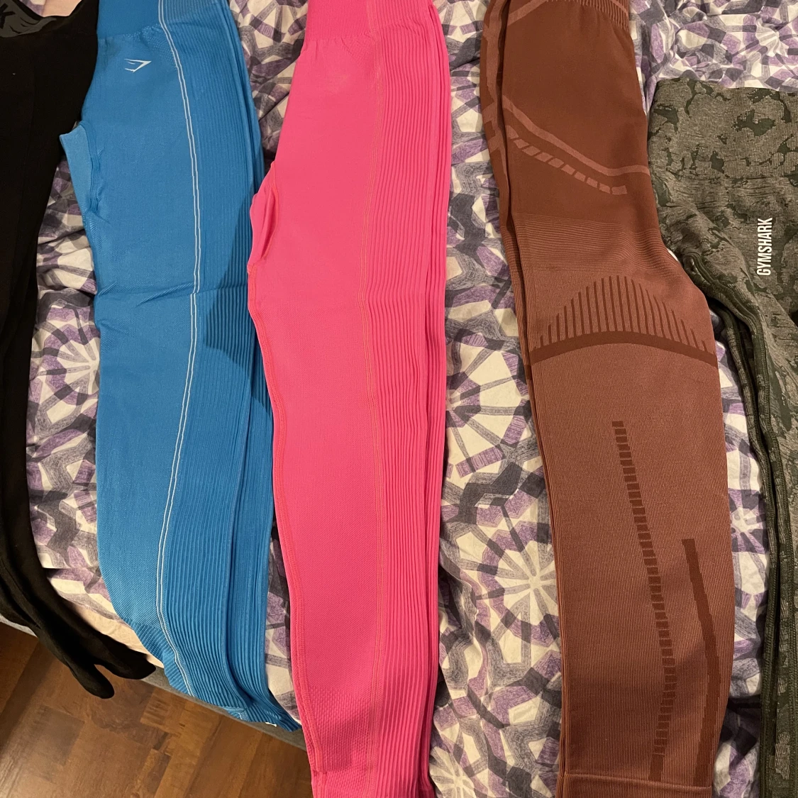 Säljer alla dessa 400kr per styck men kan gå ner i pris om man köper mer än 2 stycken  - 28