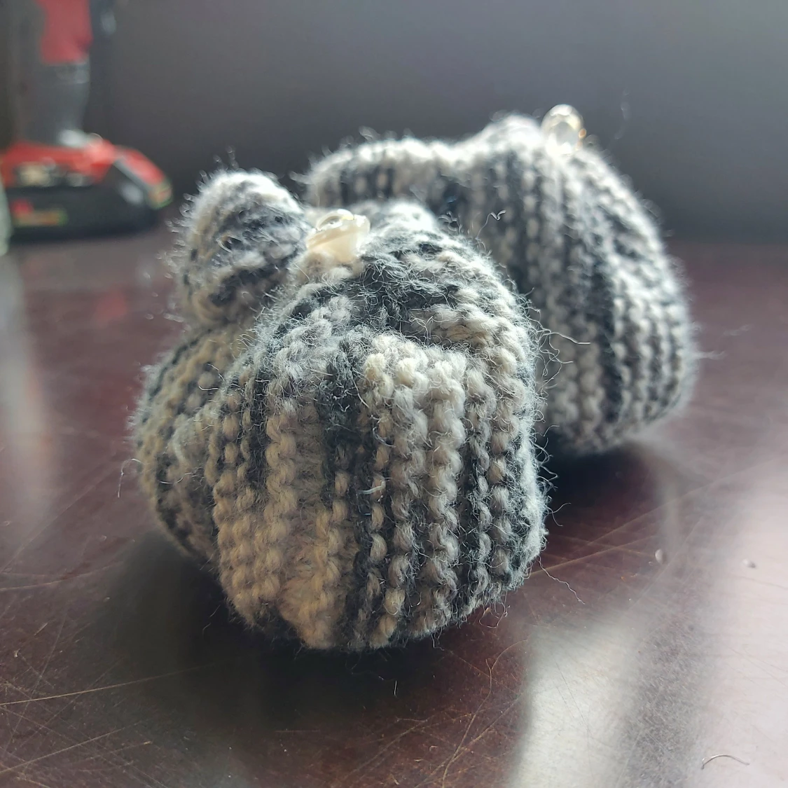 Självstickade Barnsko - 90