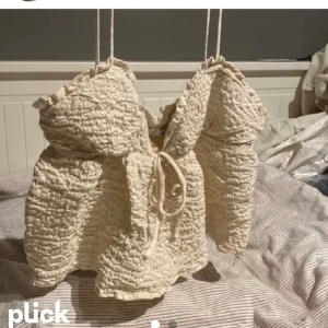 Topp zara - Topp från zara storlek m men passar s/xs. 