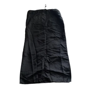 parachute skirt - y2k kjol ”parachute skirt”. Storlek xl men väldigt liten och passar s-l mer, justerbar i midjan också så går att ha högmidjat o lågmidjat💯 sista är lånad