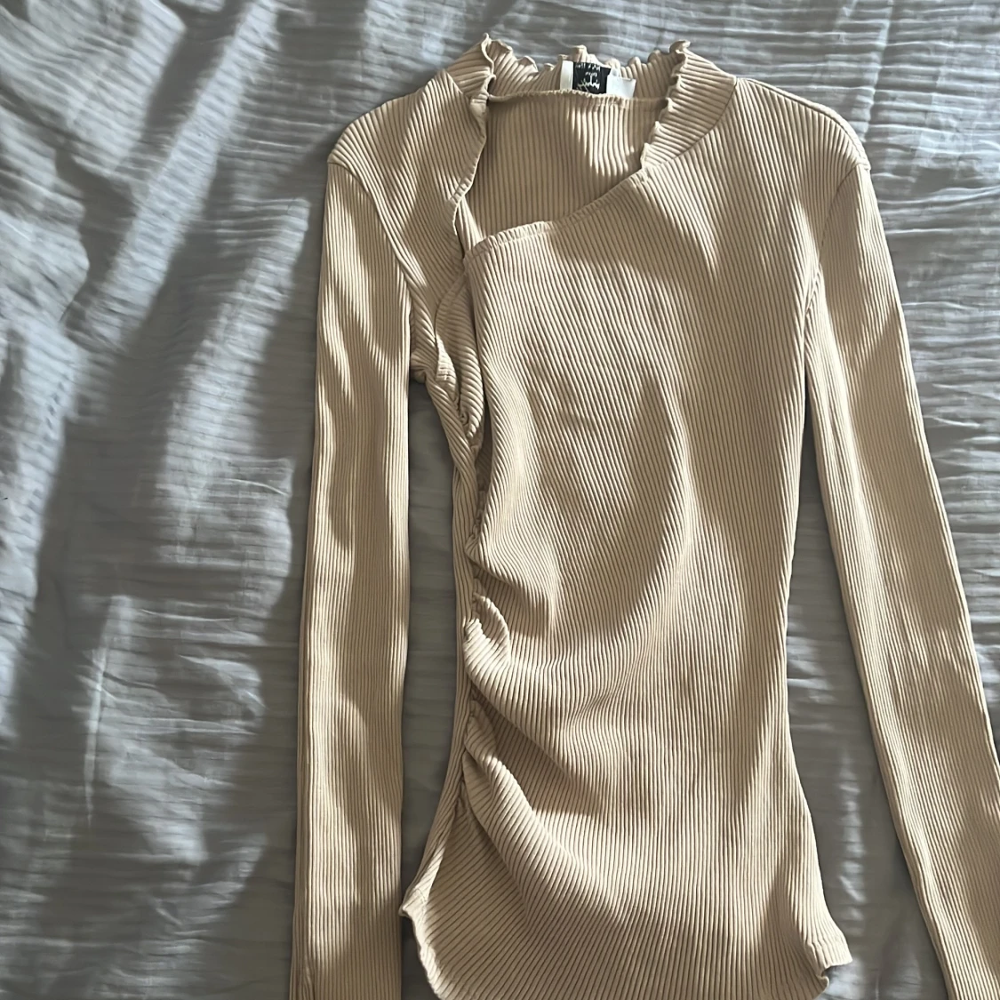 Hanna Schönberg X NA-KD - 90