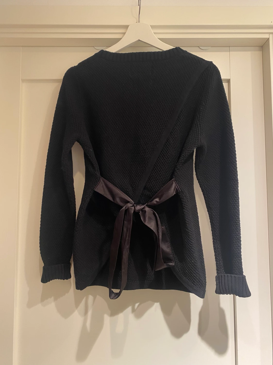 Stickad tröja från Daisy Grace - 90