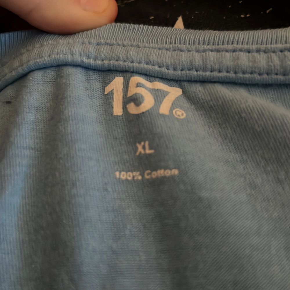 En till från lager 157 och blir att jag inte använder den nå mer , använt nån gång , storlek XL är denna i . T-shirts.