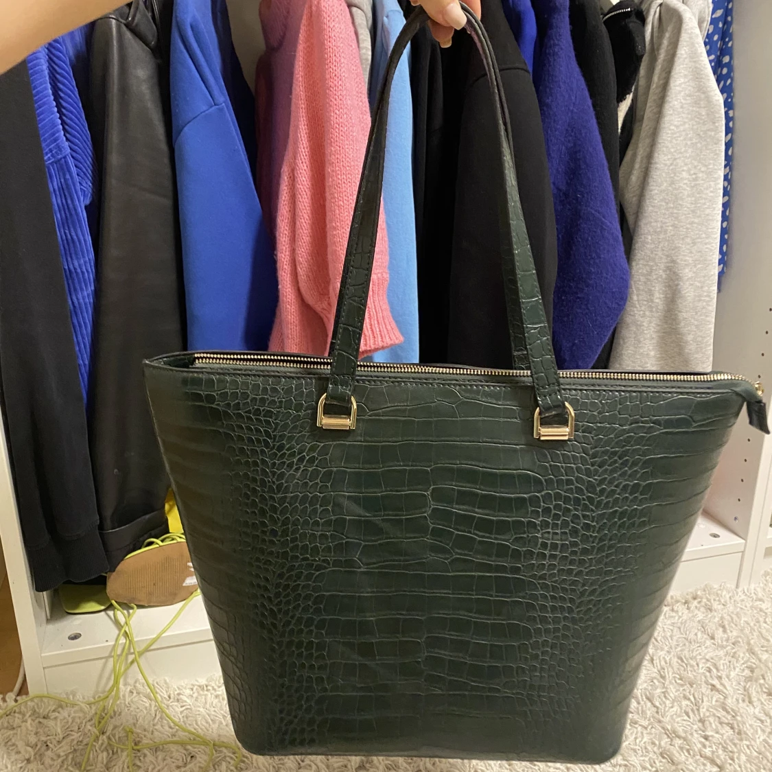 Grön ”skinn” väska - 91