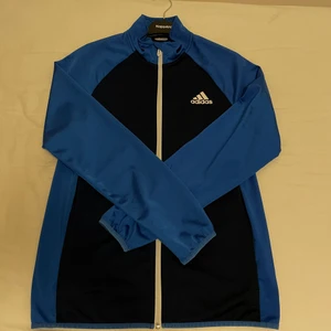 Adidas zip up  - Vintage adidas zip up i jättebra skick.