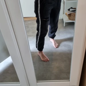 NA-KD byxor  - One time weared jeans-trousers