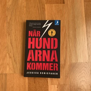 När hundarna kommer  - Köparen står för frakten 