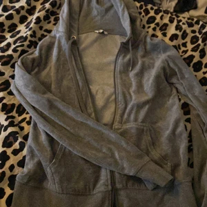 Kofta  - En skön o fin kofta den har storleken xs/s 