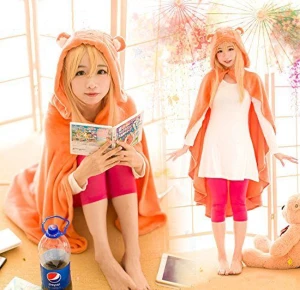 Umaru blanket skarf cosplay - Köpt på amazons för typ 300kr i 2020. Toppen skick, kan skicka bilder på DM men fråga 🫶💗 frakt ligger runt 100kr (traceble)