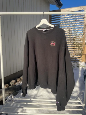 Champion tröja - Svart champin tröja i ganska bra skick. 