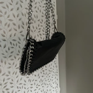 Säljer min Tiamo väska. Köparen står för frakten💕 - Tiamo väska. Perfekt storlek.  200+frakt. 