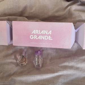 Säljer mitt Ariana grande gift set för att det inte används , Innehåller en mini Ari parfym , mini R.E.M parfym och en Sweet like candy men den är redan såld ! säljer för 100 kr +frakt 