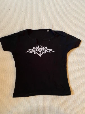 Baby tee - jätte söt baby tee